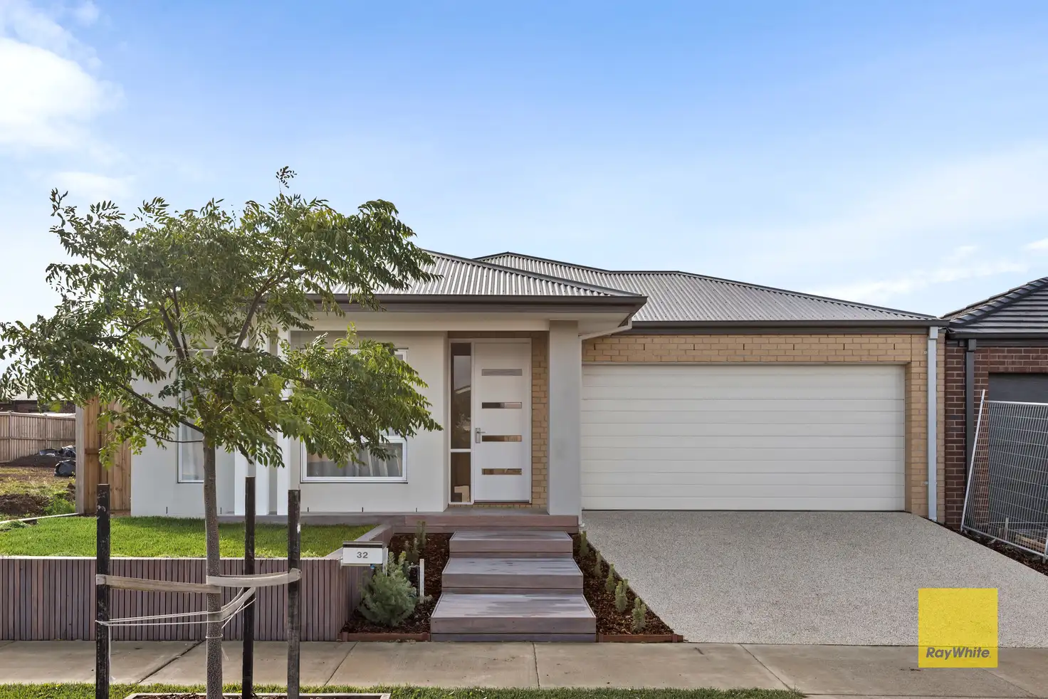 Main view of Homely house listing, 32 Garfield Drive, Armstrong Creek VIC 3217