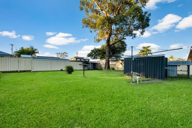 Fifth view of Homely house listing, 19 Lucas Crescent, Berkeley Vale NSW 2261