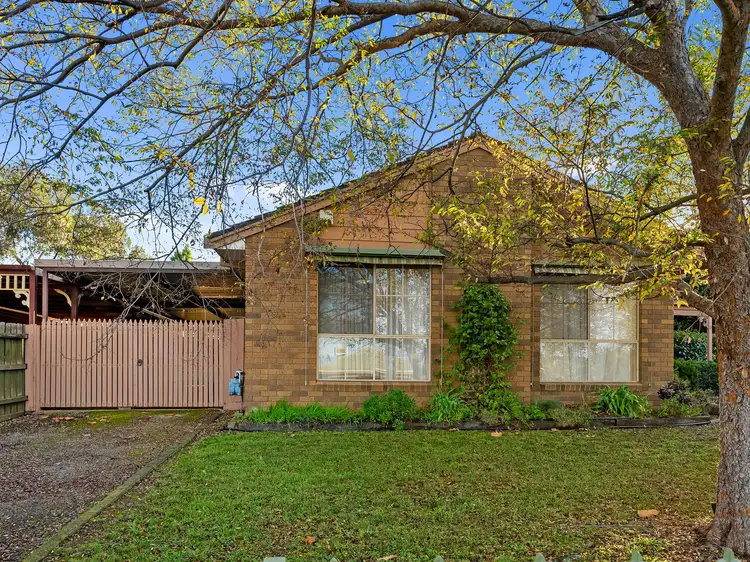 6 Heath Court, Darley VIC 3340