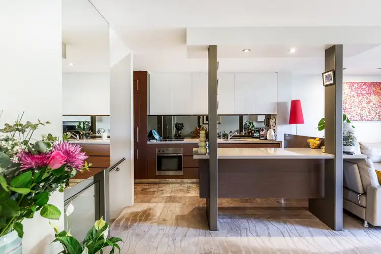 Third view of Homely apartment listing, 3/6 Challis Avenue, Potts Point NSW 2011