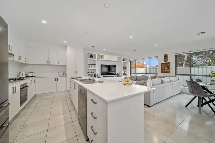 2/158 Maribyrnong Avenue, Kaleen ACT 2617