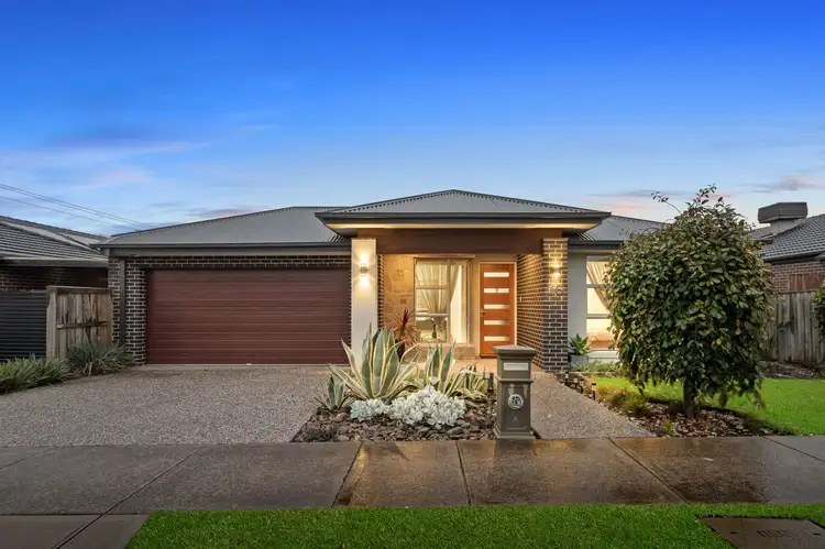 Main view of Homely house listing, 16 Dunraven Crescent, Doreen VIC 3754