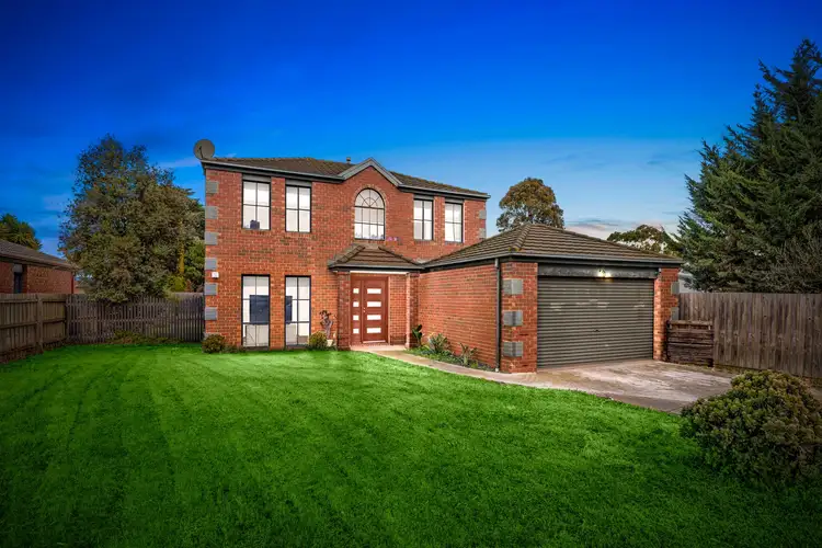 8 Dongala Drive, Werribee VIC 3030
