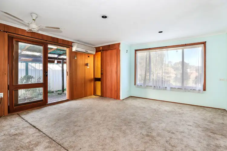 Fifth view of Homely house listing, 15 Poppy Close, Claremont Meadows NSW 2747