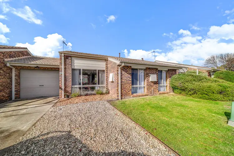 11/12 Blackett Crescent, Greenway ACT 2900