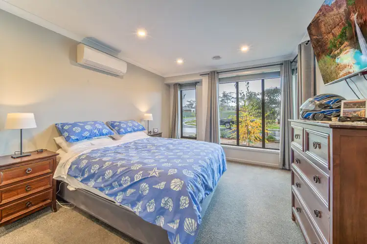 Fifth view of Homely house listing, 14 Loriini Place, Kangaroo Flat VIC 3555