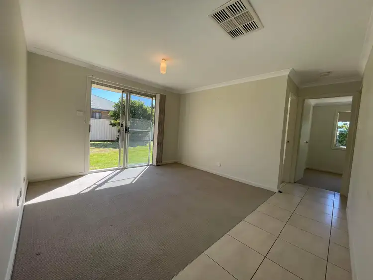 Seventh view of Homely house listing, 10 Gillmartin Drive, Griffith NSW 2680