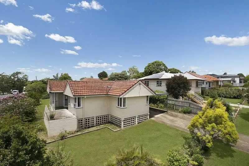 Main view of Homely house listing, 2 Effingham Street, Tarragindi QLD 4121