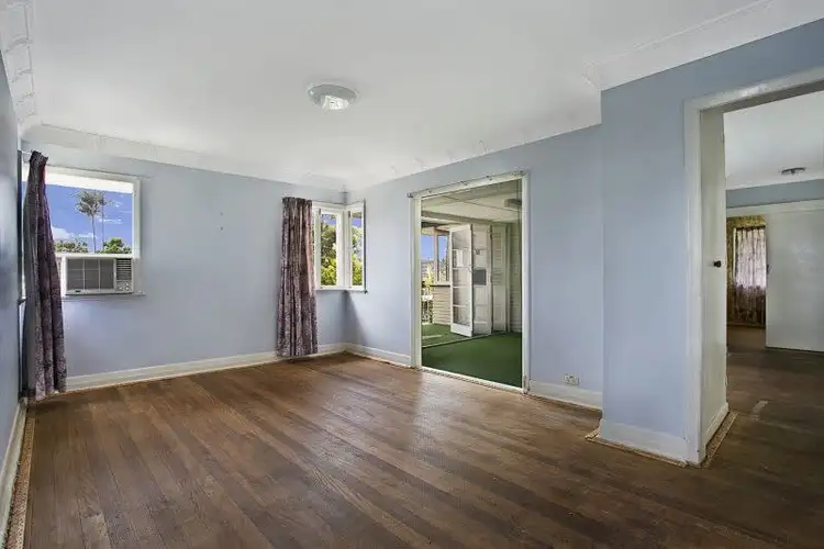 Fourth view of Homely house listing, 2 Effingham Street, Tarragindi QLD 4121