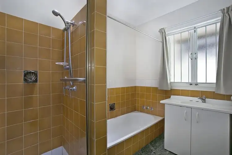 Sixth view of Homely house listing, 2 Effingham Street, Tarragindi QLD 4121