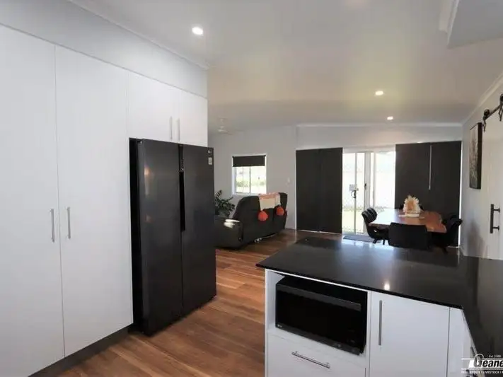 Sixth view of Homely house listing, 9 Racecourse Road, Richmond Hill QLD 4820