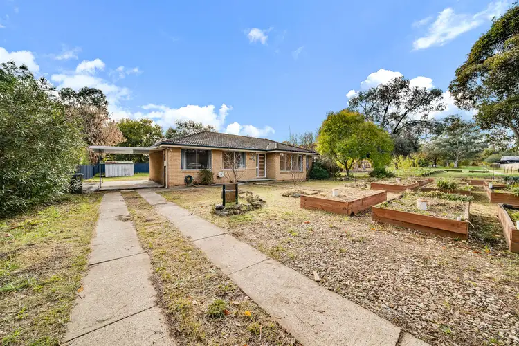 33 Oakover Circuit, Kaleen ACT 2617