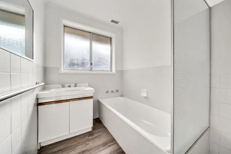 Sixth view of Homely house listing, 33 Oakover Circuit, Kaleen ACT 2617
