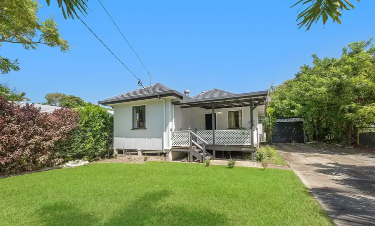 24 Alice Street, Clontarf QLD 4019