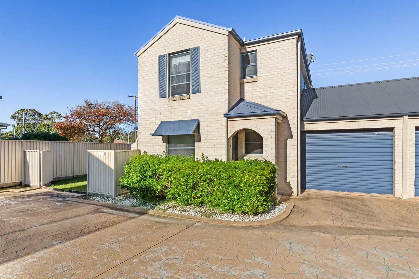 Main view of Homely townhouse listing, 2/1a Dudley Street, Gorokan NSW 2263