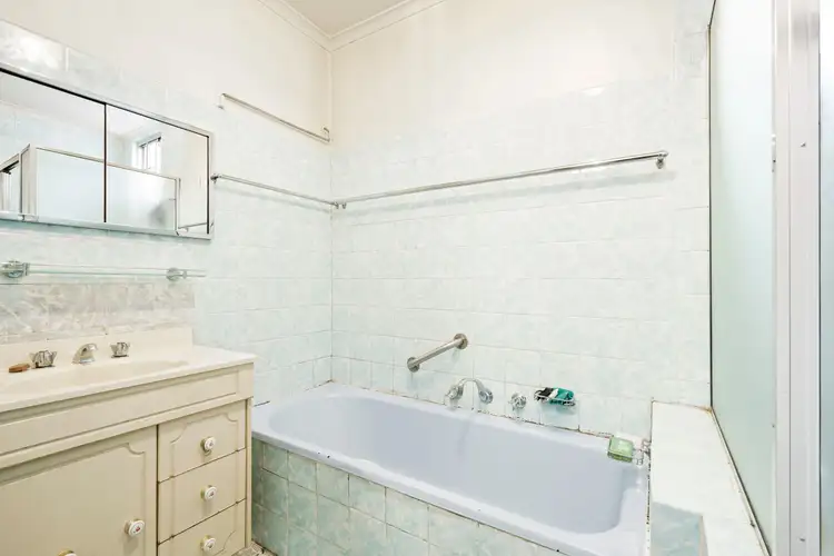 Sixth view of Homely house listing, 124 Pilgrim Street, Seddon VIC 3011