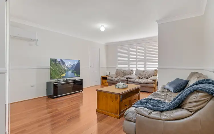 Fourth view of Homely house listing, 7 Angara Close, Kearns NSW 2558