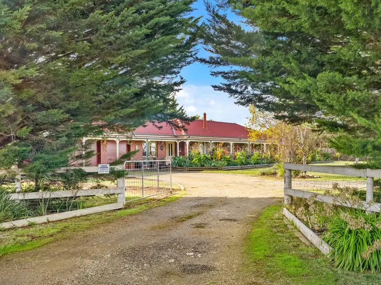 28 Blakeville Road, Ballan VIC 3342