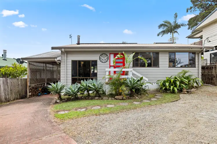 21 Diamond Head Drive, Sandy Beach NSW 2456