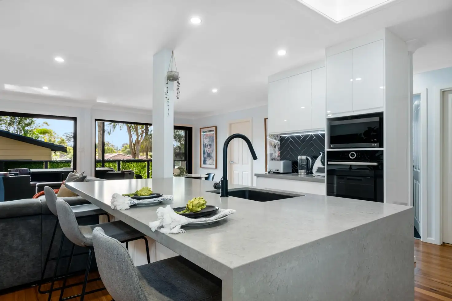 Main view of Homely house listing, 33 Audie Parade, Berkeley Vale NSW 2261