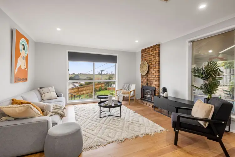 Second view of Homely house listing, 39 Lorraine Crescent, Jacana VIC 3047