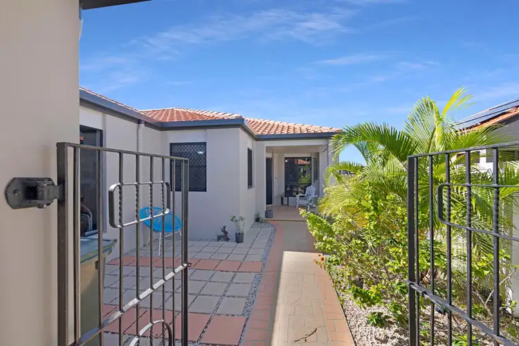 Fifth view of Homely house listing, 4 Chantelle Circuit, Coral Cove QLD 4670