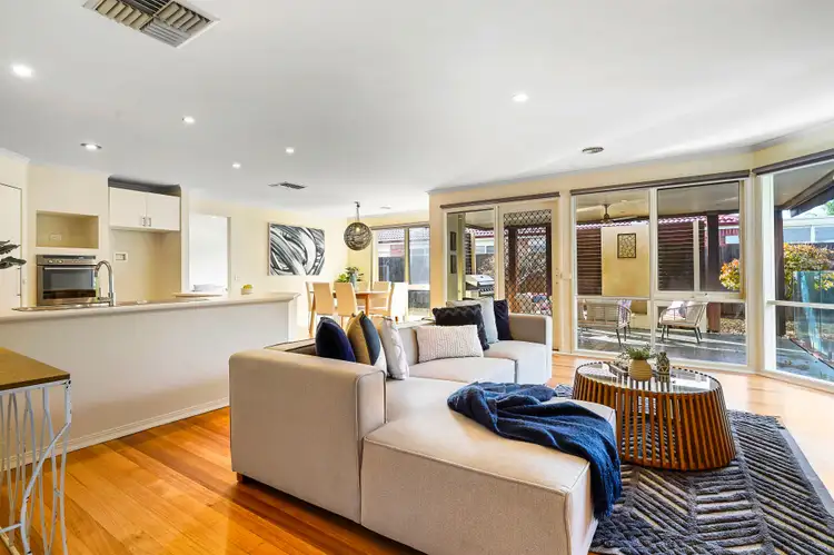 Fifth view of Homely house listing, 8 Faldo Court, Rowville VIC 3178
