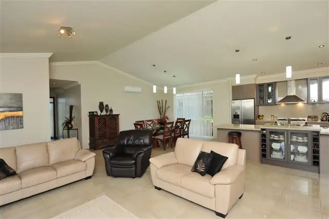 Fourth view of Homely house listing, 3 Lanagan Court, Middle Ridge QLD 4350