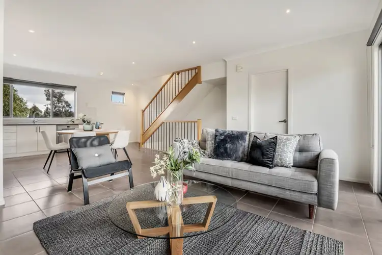 Sixth view of Homely house listing, 2/2 Marathon Boulevard, Craigieburn VIC 3064