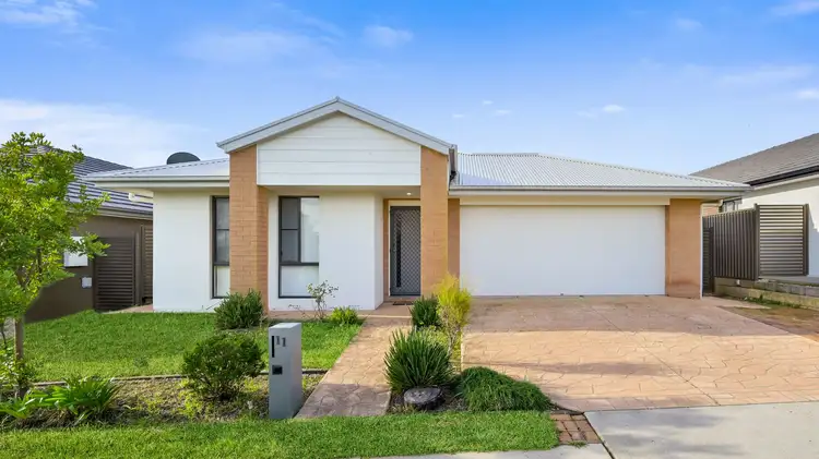 11 Mannes Road, Gledswood Hills NSW 2557