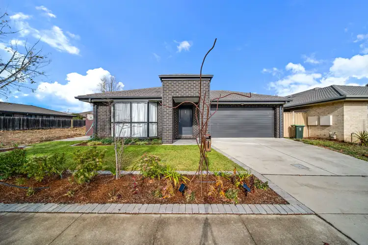 11 Marie Pitt Street, Franklin ACT 2913