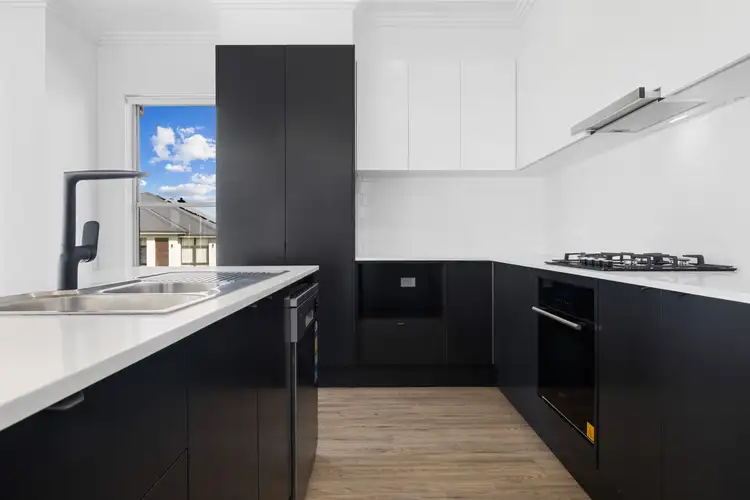 Second view of Homely semi-detached listing, 2/7 Quiberon Way, Goulburn NSW 2580