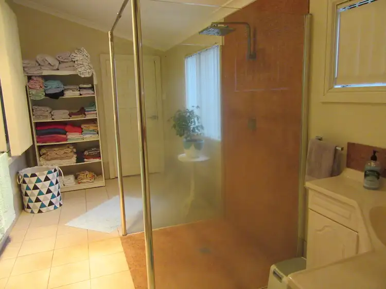 Fifth view of Homely house listing, 2 Touche Street, Three Springs WA 6519