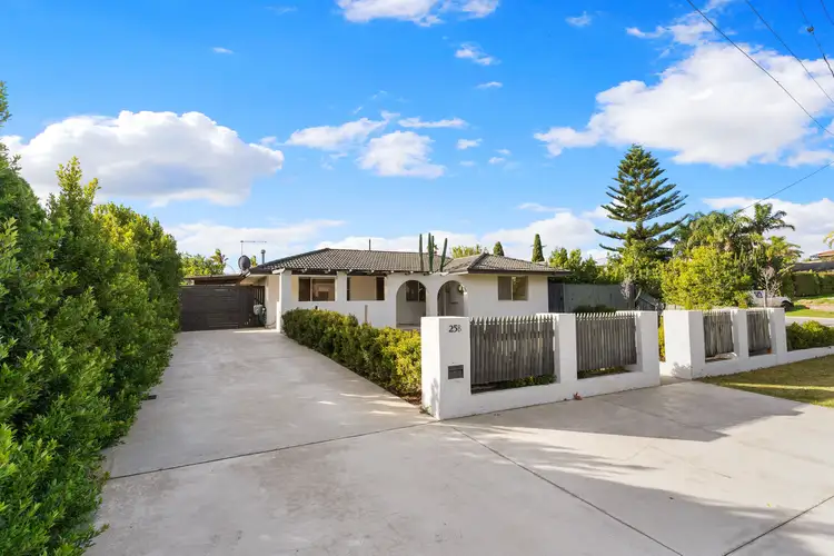 25B Lindsay Way, Padbury WA 6025