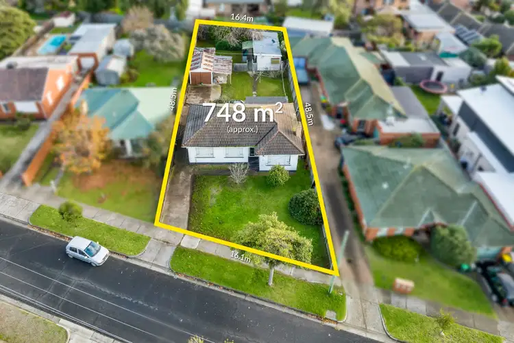 29 Myrtle Grove, Altona VIC 3018