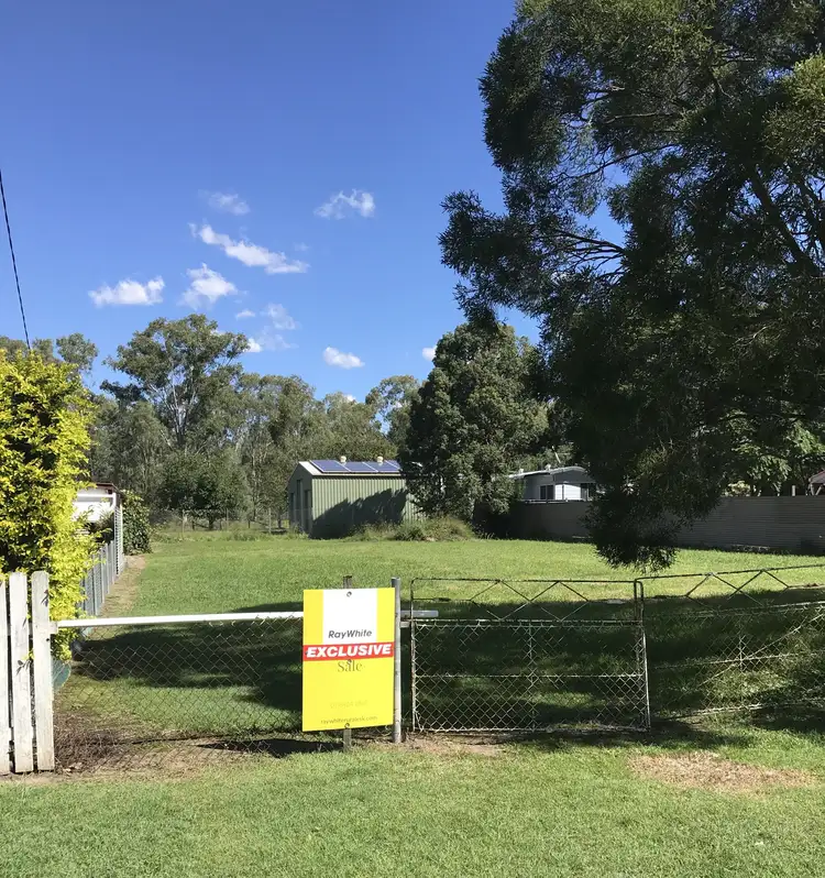 20 Colin Street, Moore QLD 4314