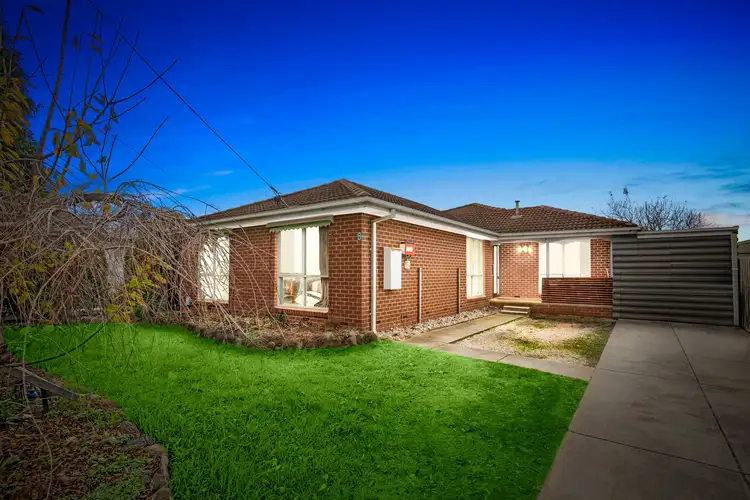8 Iluka Drive, Werribee VIC 3030