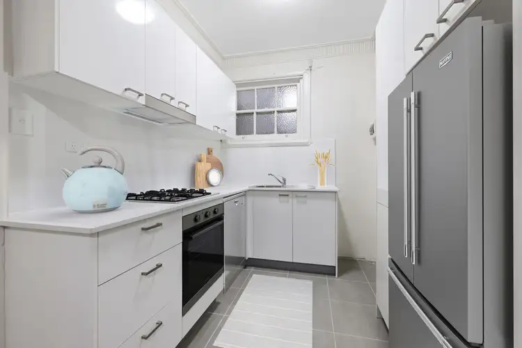 Main view of Homely studio listing, 2/8 Tusculum Street, Potts Point NSW 2011