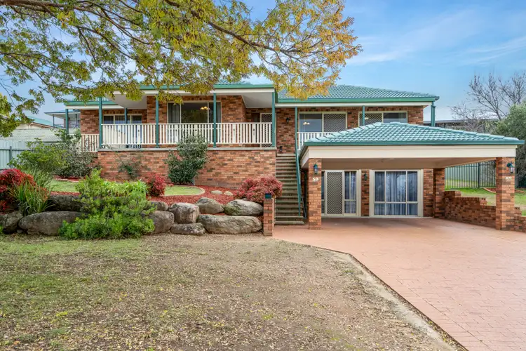 59 Simkin Crescent, Kooringal NSW 2650