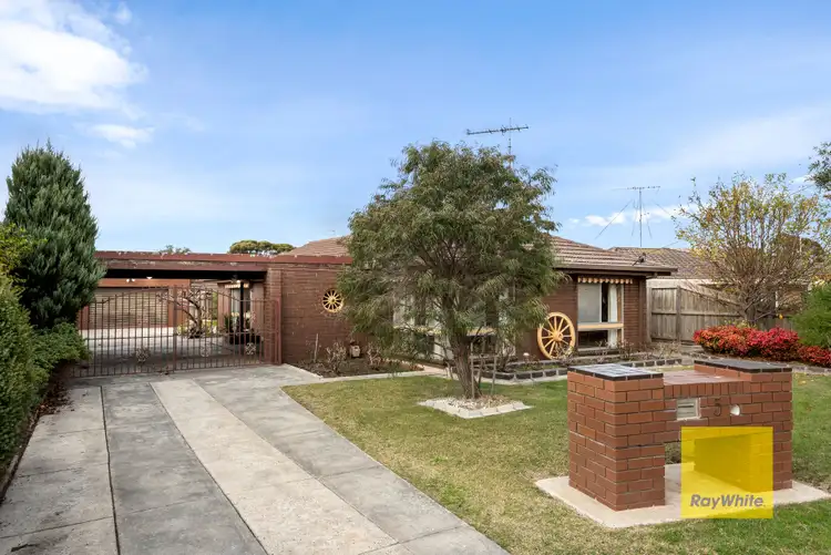 Second view of Homely house listing, 5 Coventry Court, Grovedale VIC 3216