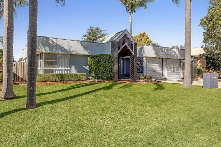 4 Marguerita Court, Centenary Heights QLD 4350