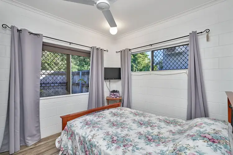 Fifth view of Homely apartment listing, 4/22-24 Mount Peter Road, Edmonton QLD 4869