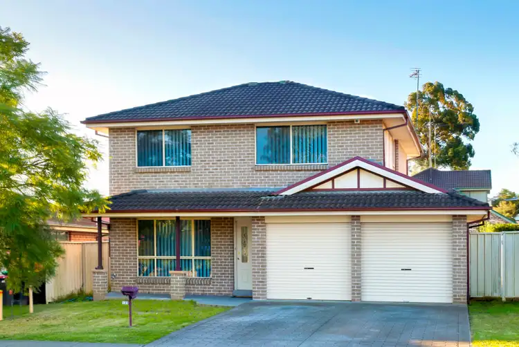 123 The Lakes Drive, Glenmore Park NSW 2745