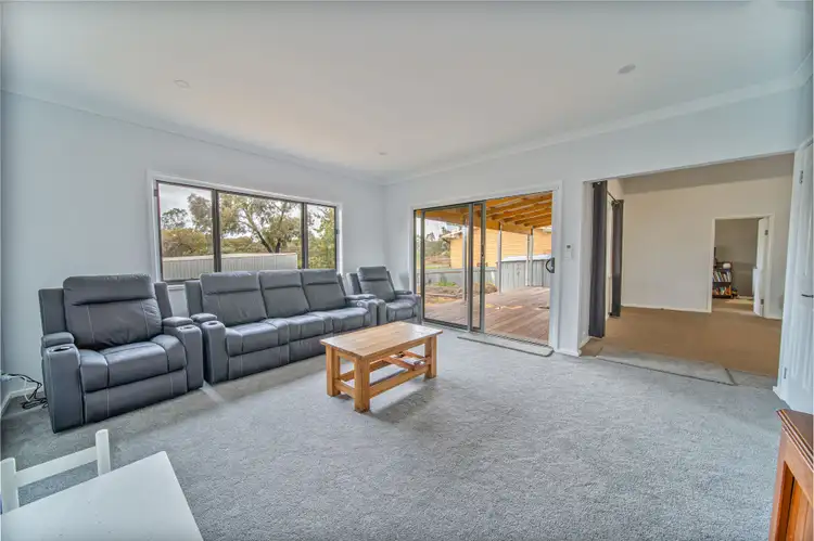 Fifth view of Homely house listing, 33 Railway Street, Kangaroo Flat VIC 3555