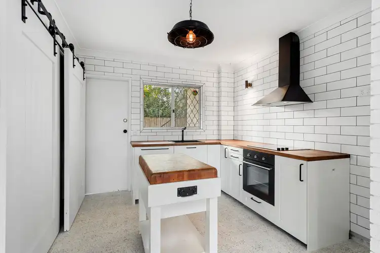 Fifth view of Homely unit listing, 2/49 Tallebudgera Drive, Palm Beach QLD 4221