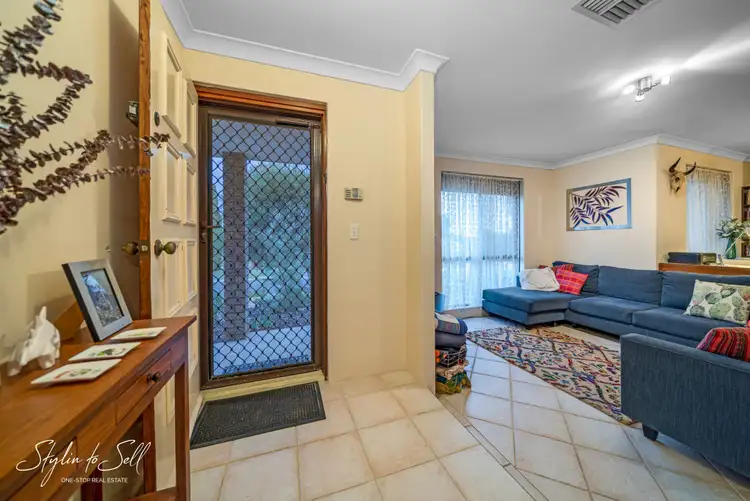Sixth view of Homely house listing, 15 Bresnahan Place, Marangaroo WA 6064