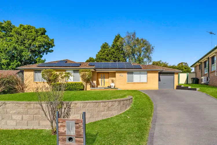 24 Elgata Crescent, Bradbury NSW 2560