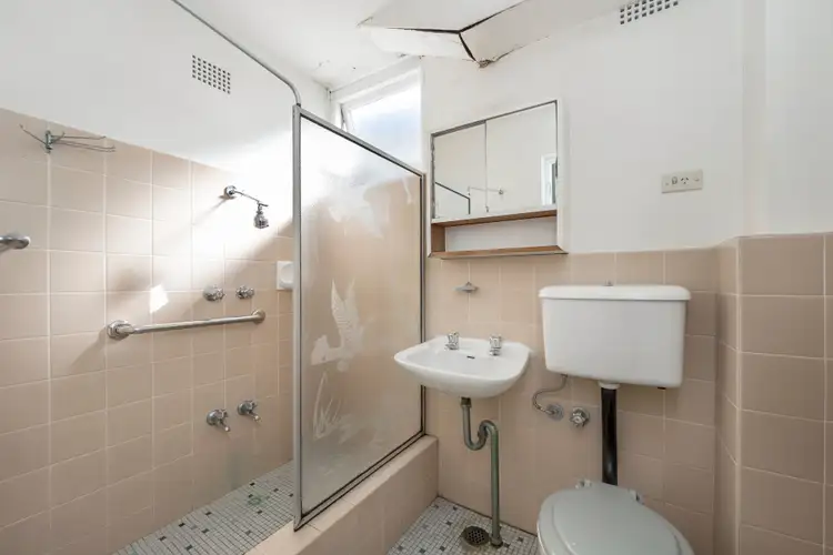 Sixth view of Homely apartment listing, 2/71 Bradleys Head Road, Mosman NSW 2088