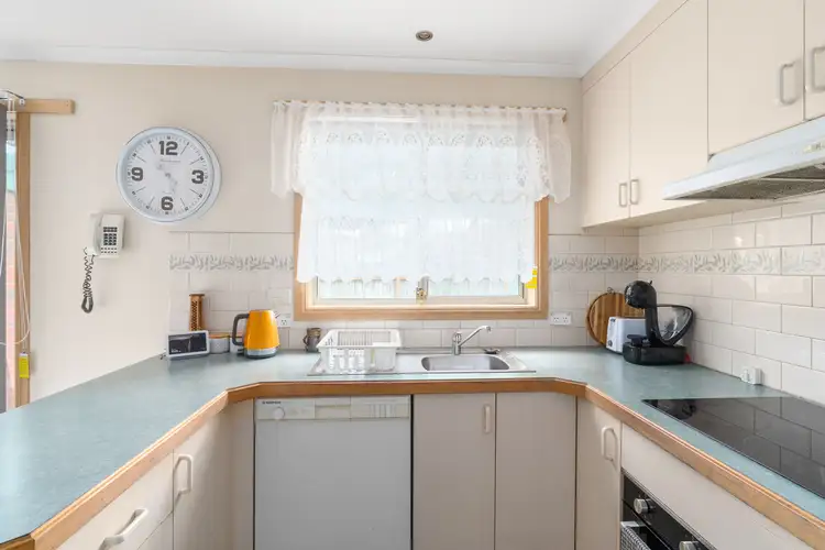 Fifth view of Homely townhouse listing, 33 Recreation Road, Mount Clear VIC 3350