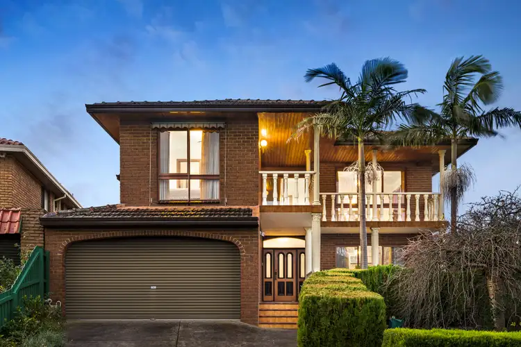 13 Outlook Court, Chadstone VIC 3148